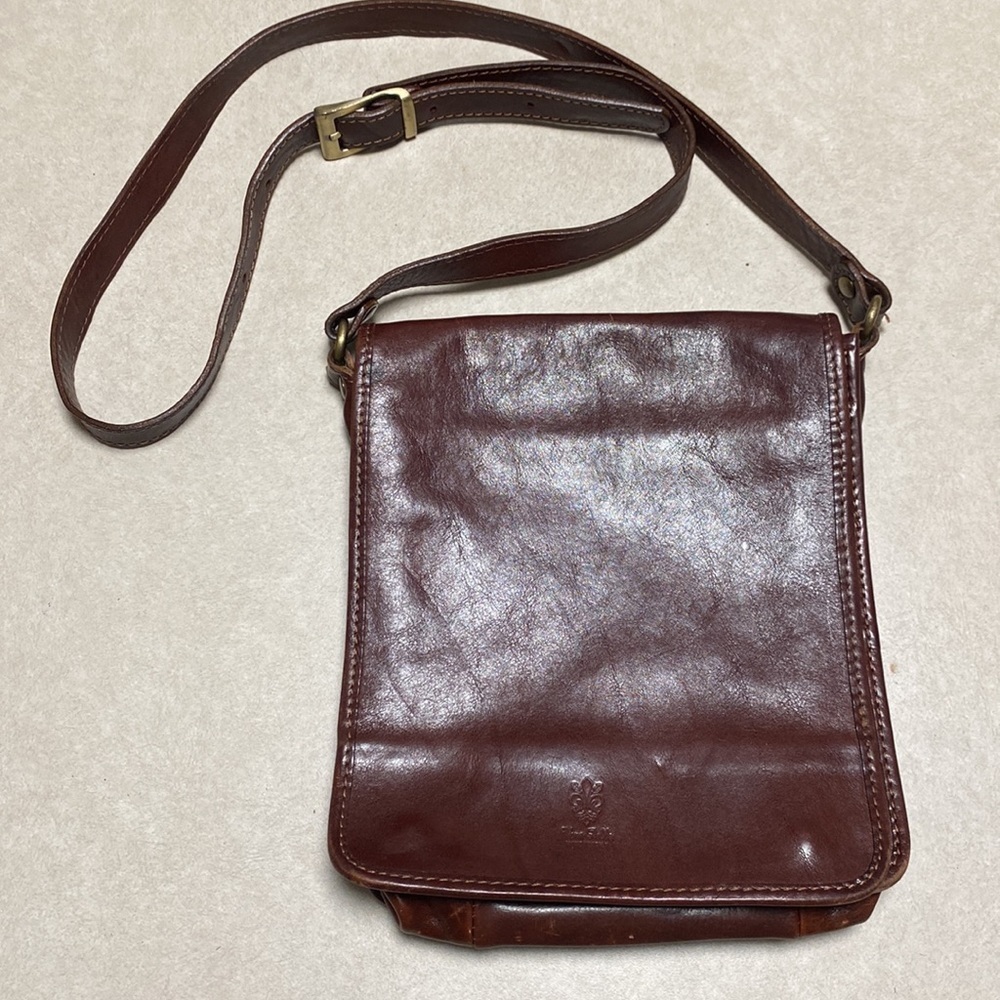 Beautiful Vera Pelle Purse OS brown leather crossbody bag